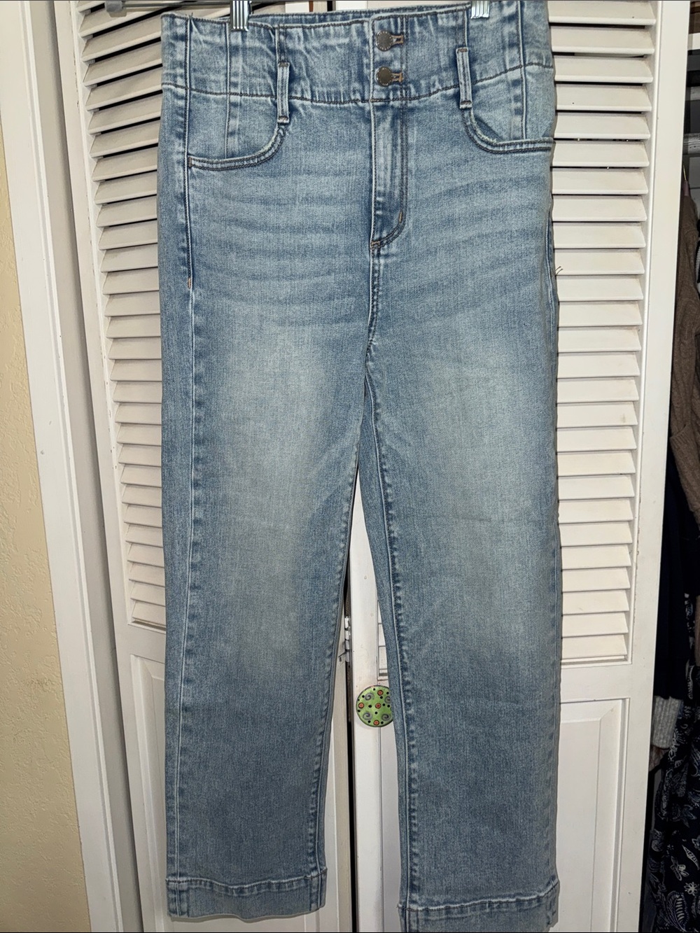 Light wash jeans